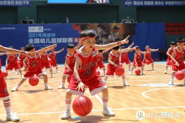 如何在比赛中更好地执行进攻战术？_0